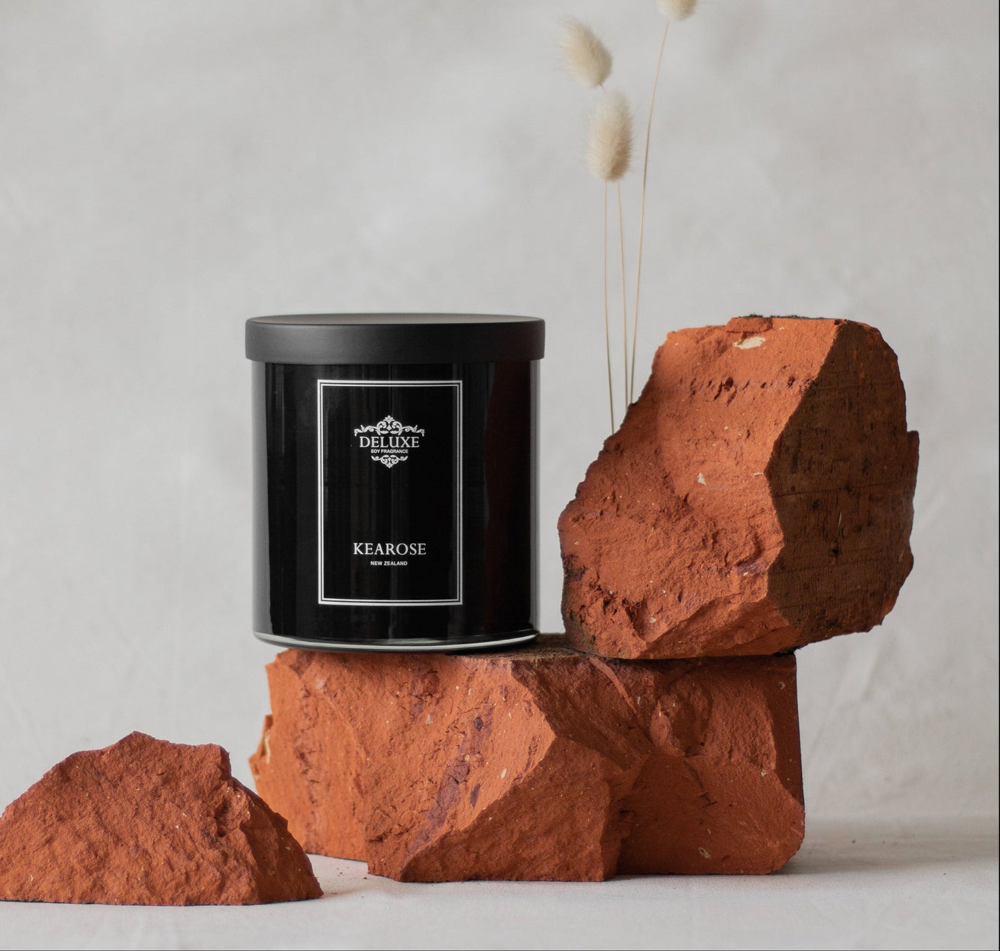 Cuban Spice & Patchouli - Noir Vessel Soy Candle