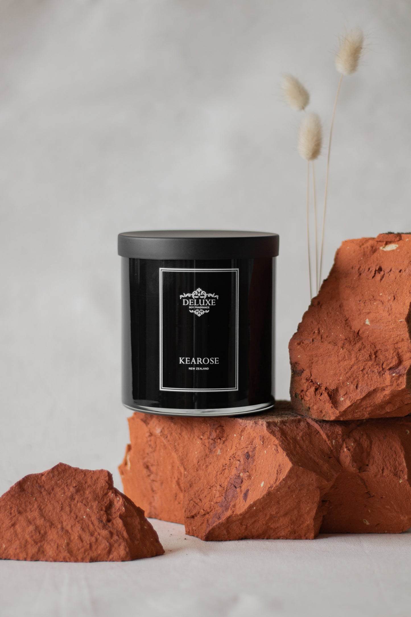 Cuban Spice & Patchouli - Noir Vessel Soy Candle