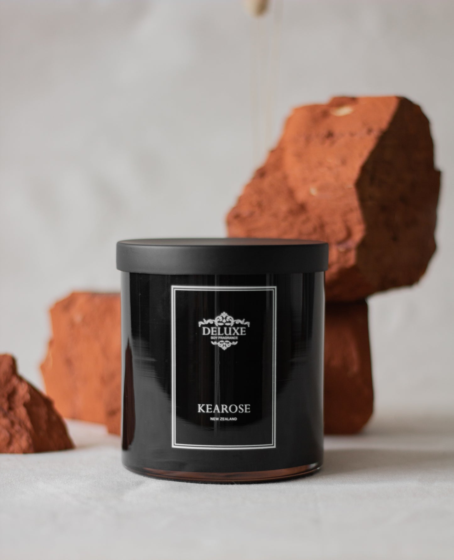Cuban Spice & Patchouli - Noir Vessel Soy Candle